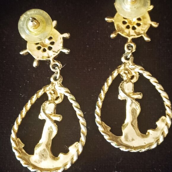 One Pair Nautical Pierced Earrings - Picture 2 of 4